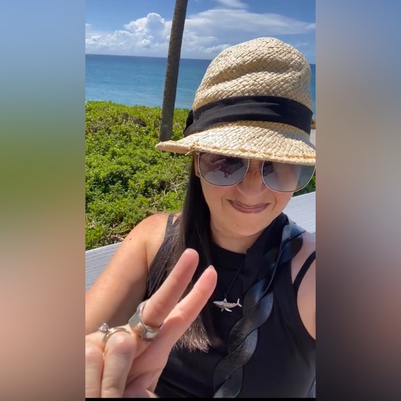 Meet your Posher, Paty - Picture 5 of 16